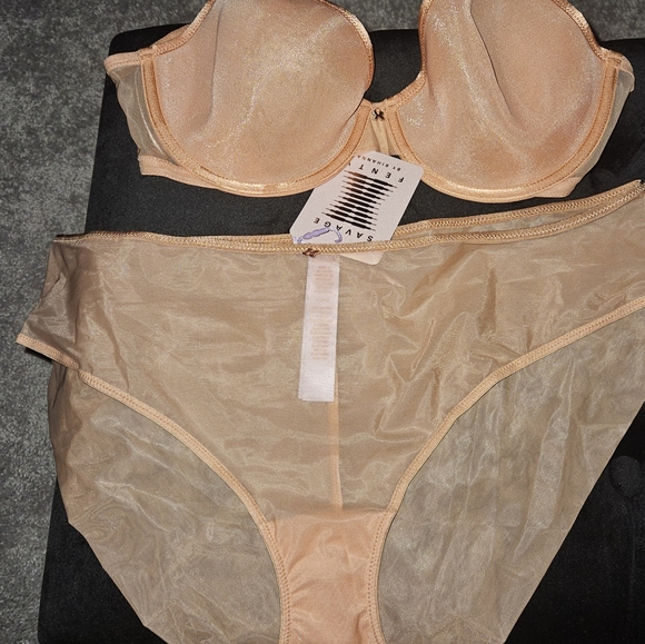 Savage Fenty X, 36C and XL panties - Picture 2 of 3